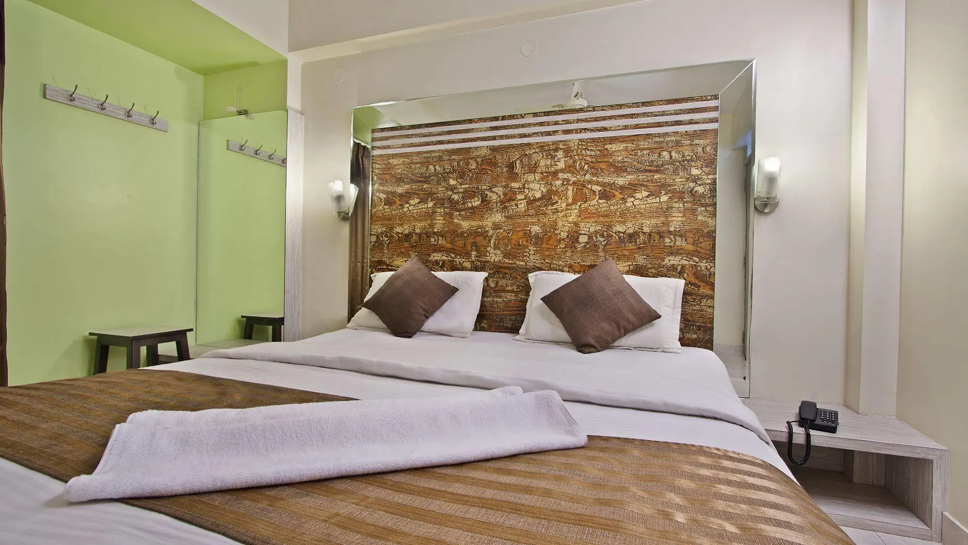 Lodge Mannars Residency Villa Mysore
